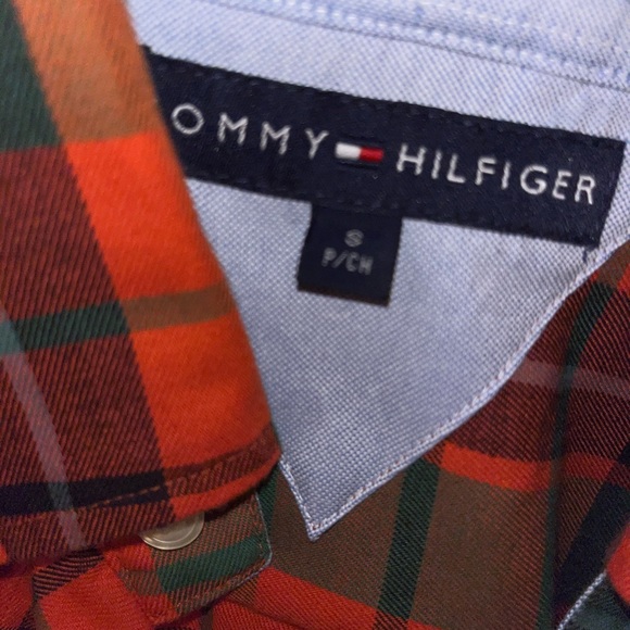 NWOT, Tommy Hilfiger Shirt, Size S - Picture 6 of 6